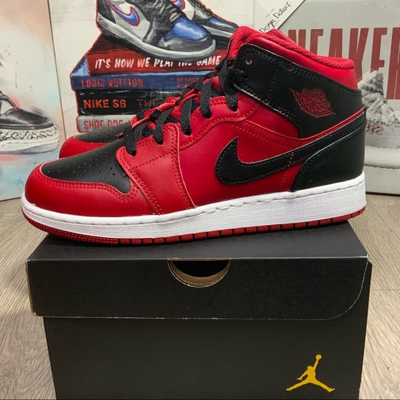 Nike Air Jordan 1 Mid GS 'Reverse Bred' Gym Red/Black 554725-660 Size 6.5Y/8W - Picture 5 of 11